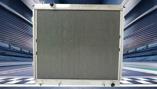 Aluminiumkøler og ventilatorenhed, skræddersyet til Toyota Sequoia og Tundra, effektiv køleydelse