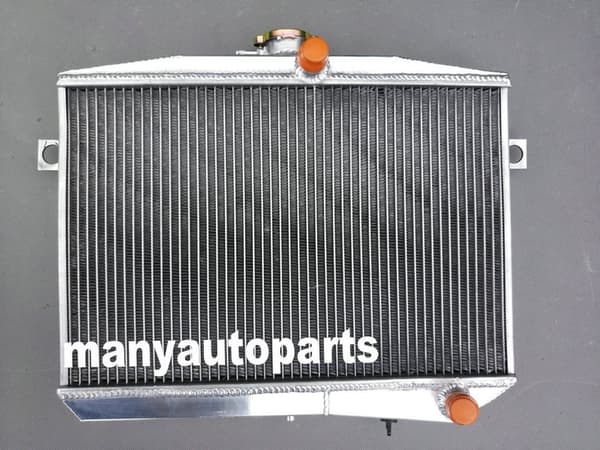 Aluminiumkylare, passar Volvo Amazon P1800, manuell växellåda, B18 B20-motor