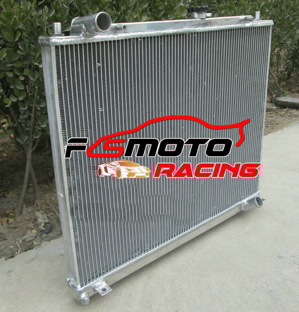 Mitsubishi Pajero III IV Radiator, Aluminiumkonstruktion, 3-rækket design, kompatibel med manuel transmission