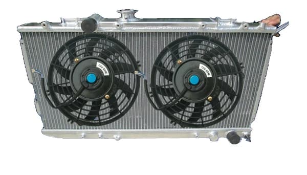 Aluminiumkøler & ventilator til Toyota Celica GT4, præcist fit, effektiv køleydelse, robust konstruktion
