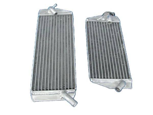 KAWASAKI KXF450 Aluminium Radiator, Robust Design, Forbedret Kølekapacitet, Præcisionsingeniørarbejde