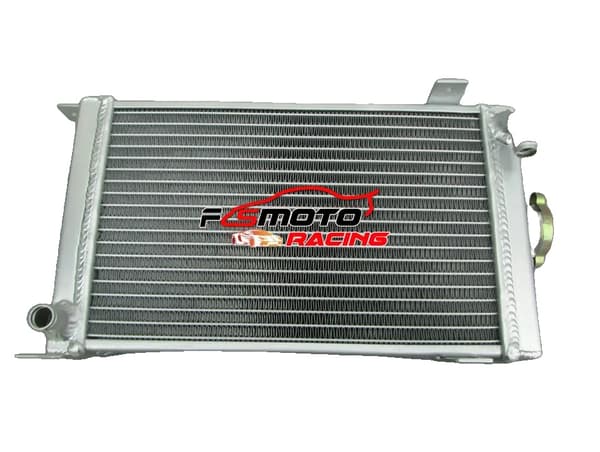 Aluminium Radiator til Go Kart, 3 Rækkers Design, Forbedret Kølekapacitet, Holdbar Konstruktion i Luftfartsstandard.