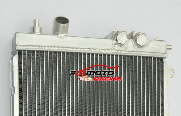 Aluminiumkøler til Opel Vauxhall Calibra Turbo C20LET, kraftig design, øget kølekapacitet, præcisionssvejset kerne.