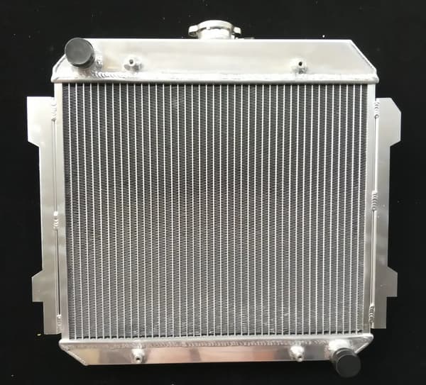 Aluminiumkylare, designad för Ford Capri RS och Escort MK1, lätt och hållbar konstruktion,Endast radiator