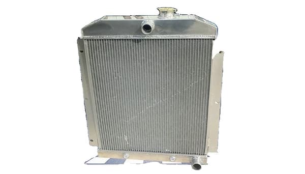 Chevy Truck Aluminium Radiator, 3-Rækket Design, Holdbar Konstruktion, Perfekt Pasform til 1947-1954 Modeller