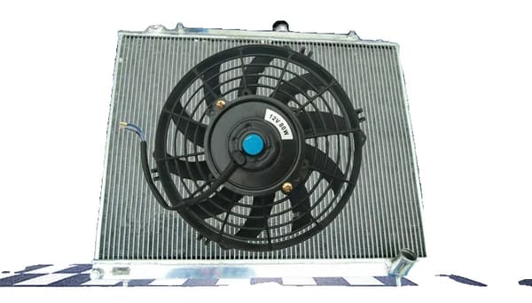 Radiator & Fläktar, Kärnstorlek 695 mm x 525 mm, 2 Rader, Passar för Mitsubishi Pajero III IV