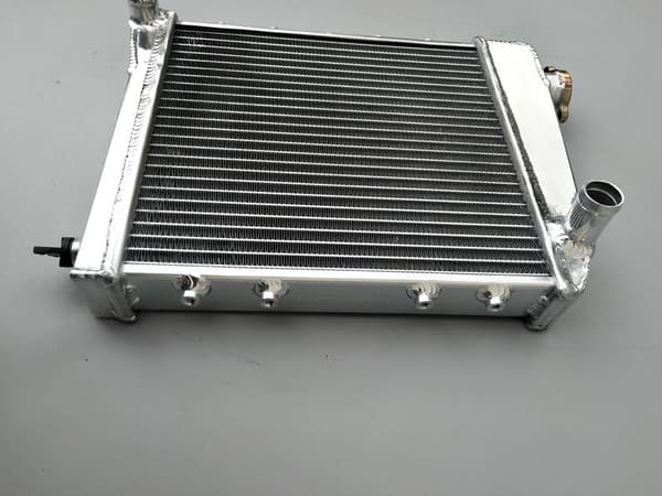 Aluminiumkøler, perfekt pasform til 1967-1991 Austin Rover Mini, effektiv køleydelse