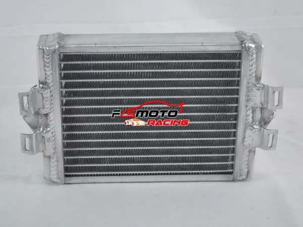 Aluminium Auxiliary Radiator för BMW, Hållbar TIG-svetsad konstruktion, Precisionstillpassning, Optimal kylvätske-flöde