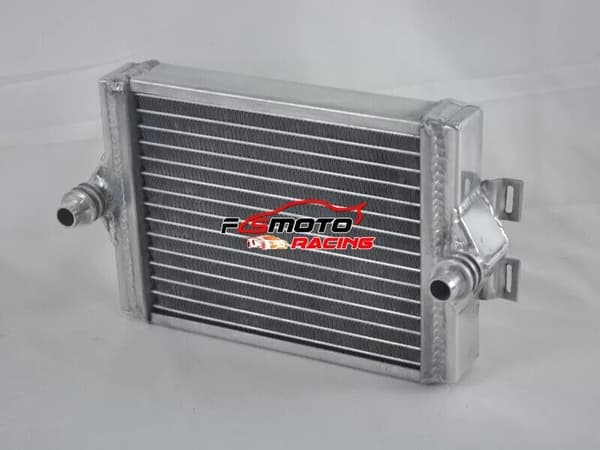Aluminium Auxiliary Radiator för BMW, Hållbar TIG-svetsad konstruktion, Precisionstillpassning, Optimal kylvätske-flöde