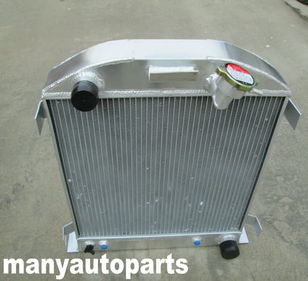 Aluminiumkylare för Ford 1932 Hot Rod, passar Chevy 350 V8-motor, inkluderar kylfläkt.