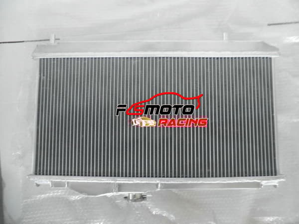 Aluminiumkylare, precisionsanpassad för Toyota Celica ST165/ST162, förbättrad kylningseffektivitet, kompatibel med manuell växellåda.