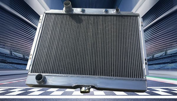 Jeep CJ-seriens aluminiumracingkylare, 3-radig design, optimal kylning, passar modeller från 1970-1985