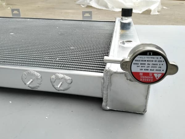 Aluminiumkøler, holdbar legeringskonstruktion, perfekt pasform til Jeep Grand Cherokee, nem installation