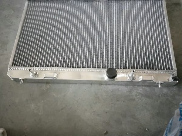 Alumiinijäähdytin, sopii Dodge Neon 2000-2004, Chrysler Plymouth Neon 2000-2002, 2.0 L4 moottori
