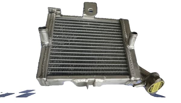 Aluminiumkylare, precisionspassform för Peugeot 103 xg2 Fior, hållbar konstruktion, effektiv kylprestanda