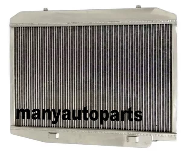 Alloyradiator, hög kylkapacitet, polerad aluminiumkonstruktion, TIG-svetsad design.