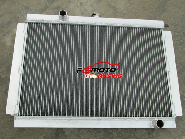 Aluminiumkylare för Nissan Datsun Fairlady Z, helt i aluminium, kärnstorlek 618*400*56 mm, totalstorlek 700*490*703 mm.