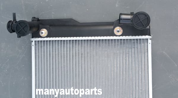 Radiator för Toyota Corolla, Aluminiumkonstruktion, Kompatibel med modeller från 2009-2017, Effektiv kylning
