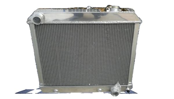 Aluminiumkylare för Chevy-lastbilar, skräddarsydd passform för C10/C20/C30-modeller, högpresterande kylning, lättviktsdesign