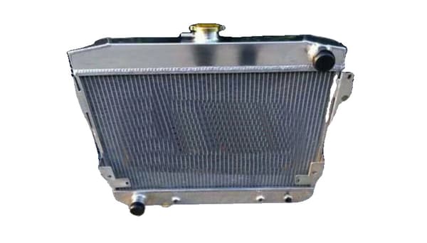 Aluminiumkylare, 3-radig design, kompatibel med Ford Mustang II, högpresterande kylning