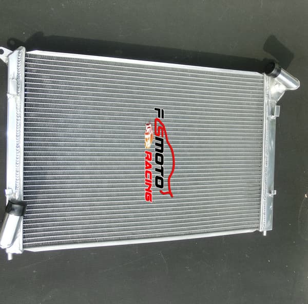 Aluminiumkøler, 30% øget køleeffektivitet, perfekt pasform til MINI COOPER S, holdbar aluminiumskonstruktion.