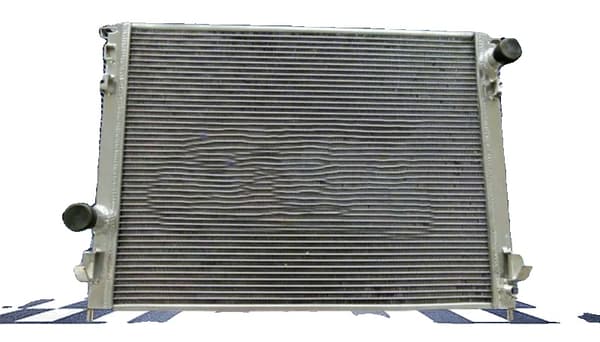 Alumiinijäähdytin, yhteensopiva Dodge Charger 2006-2010, Chrysler 300 2005-2010, tehokas jäähdytysuudistus.