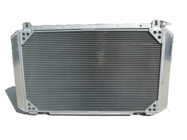 Legeringsaluminium radiator til Nissan Patrol GQ Y60, 4-rækker kerne, komplet installationskit