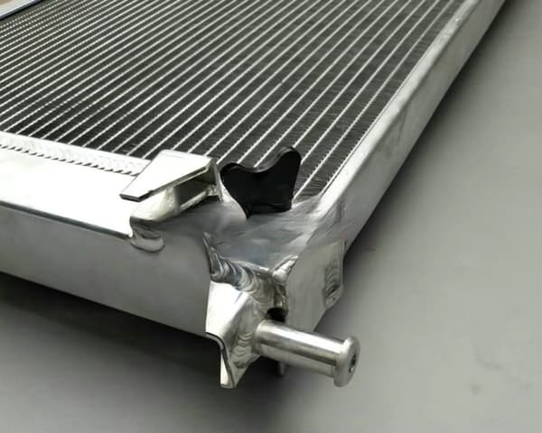 Aluminiumkylare, hög kylkapacitet, TIG-svetsad
