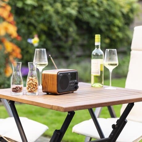 Audizio Milan bärbar DAB-radio med Bluetooth, FM-radio och batteri - Trä färgad