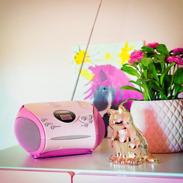 Lenco SCD-24 - Bærbar radio CD-afspiller med AUX udgang - Pink