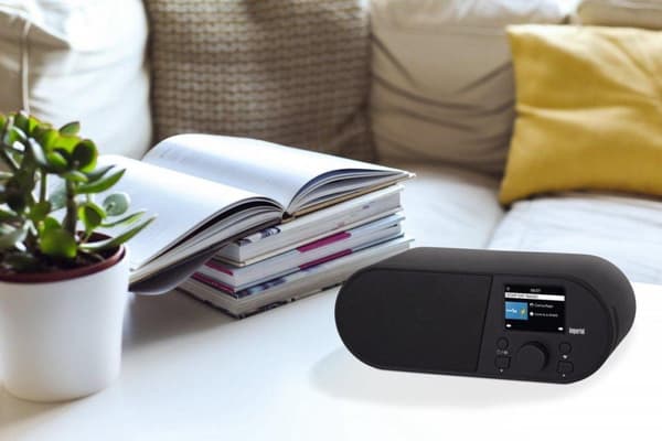 Imperial i105 internetradio (WLAN, medieafspiller, USB, DLNA, farvedisplay, vækkeur, appkontrol) sort