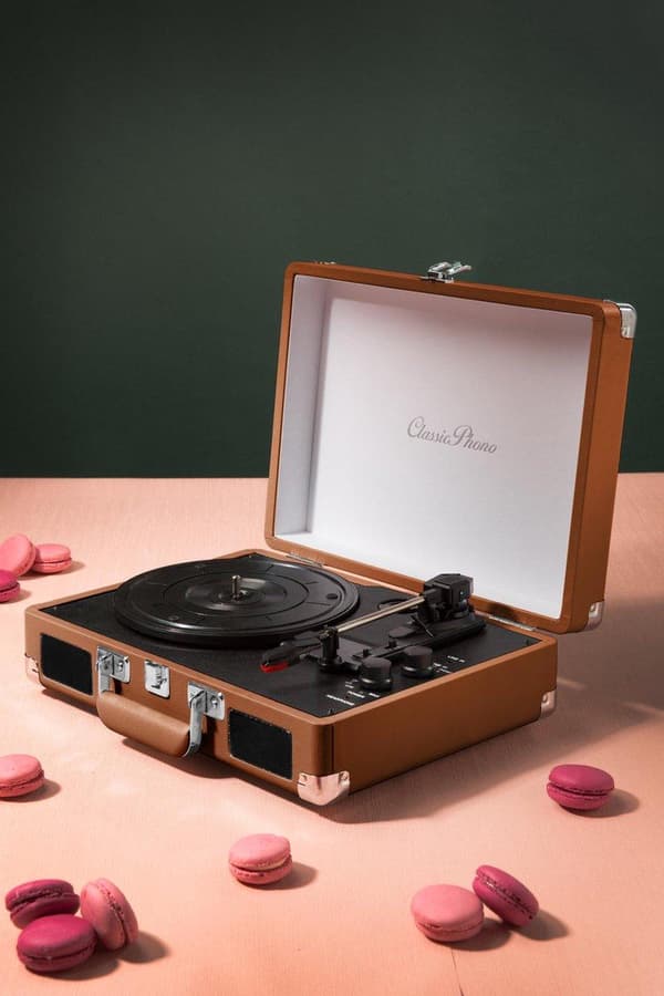 Classic Phono TT-10 - Pladespiller med 2 indbyggede højtalere - Brun