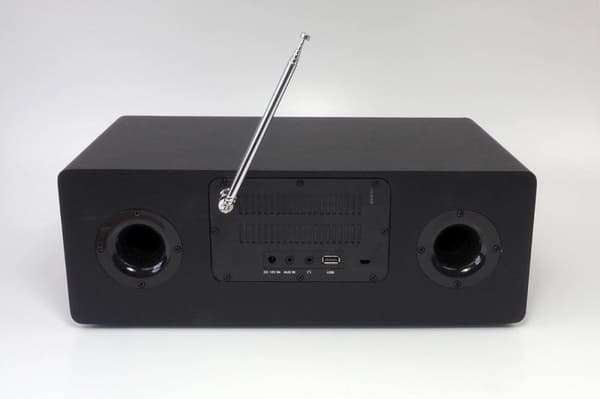 Xoro HMT 600 V2 allt-i-ett stereo internetradio, svart (SAT100822)