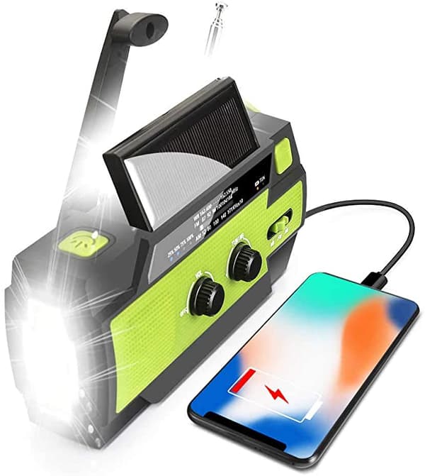 Nödradio PRO med Powerbank och solceller, 4000maH , AM/FM, LED ficklampa, SOS-knapp, arbetslampa