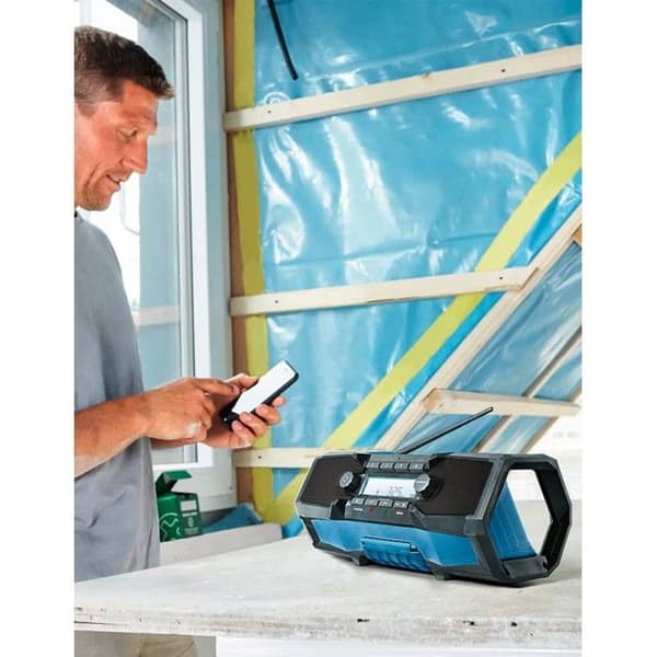 BOSCH GPB 18V-2 C PROFESSIONELL TRÅDLÖS PLATSRADIO 06014A3000