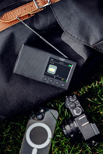 AD 1198 kannettava radio - LCD - FM - Bluetooth - Kello