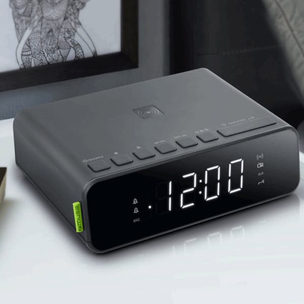 Muse M-175 WI Klockradio med trådlös laddare 5W