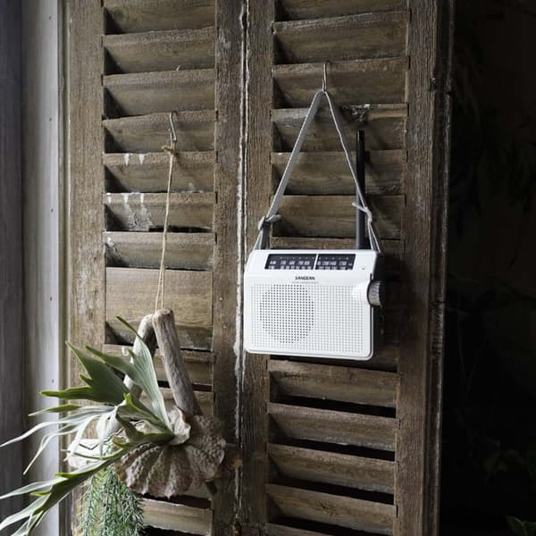AM/FM-radio Sangean Vit