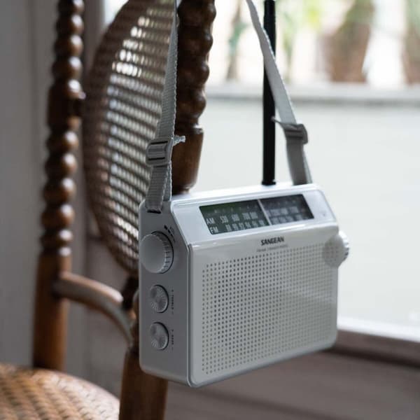AM/FM-radio Sangean Vit