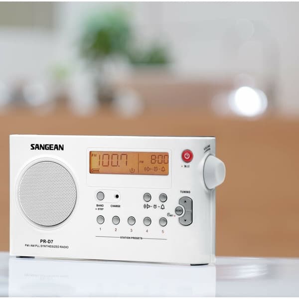 Bärbar Digitalradio Sangean SPRD7W