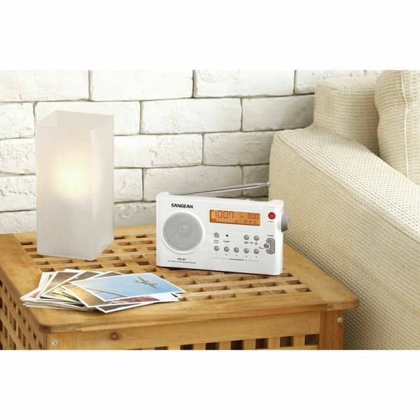 Bärbar Digitalradio Sangean SPRD7W