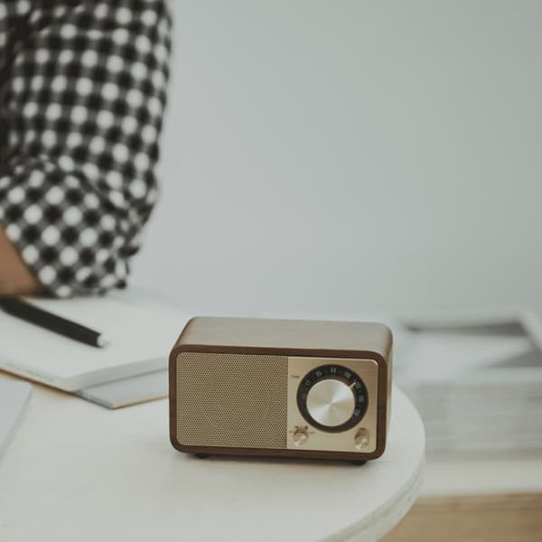 Bærbar Bluetooth-radio Sangean Retro Træ FM