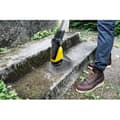 Miniatyrbild 4 av 4: KARCHER WRE 18-55 batteridriven ogräsmaskin - Effektiv eliminering av mossa och ogräs