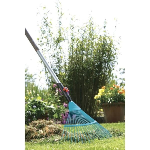 GARDENA Combisystem 50 cm gräskratta - stark tråd - 22 tänder - kratar små gräsytor - 25 års garanti