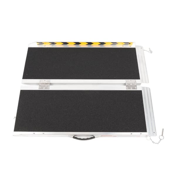 Aluminiumlegering Fällbar Rullstolsramp, Halkfri Yta, Lätt och Bärbar, Maximal Belastning 270 kg