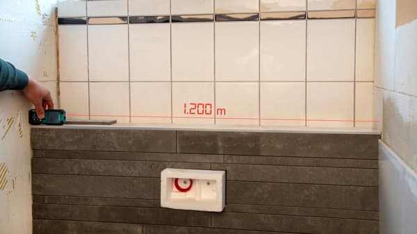 VONROC Laser - afstandsmåler 60m | Batteridrevet | Inkl. 2x AAA batteri