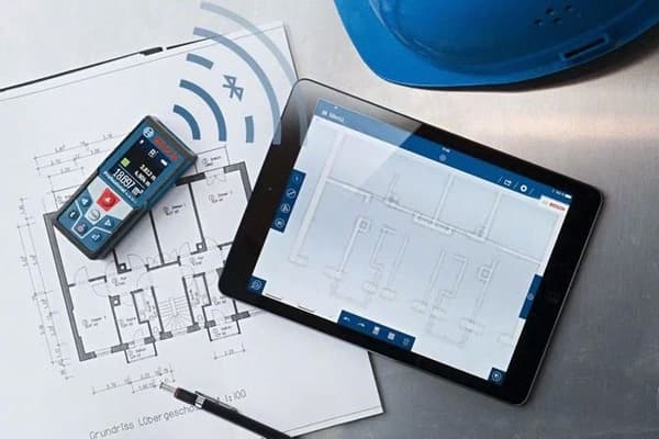 BOSCH PROFESSIONAL GLM 50 C laseravståndsmätare - Laseravståndsmätning upp till 50 meter med 1 mm noggrannhet