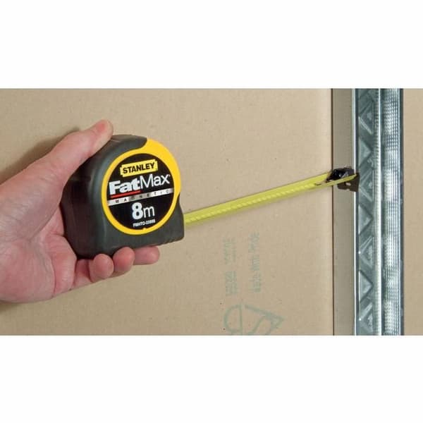 Magnetisk kroktejp - STANLEY - 8m x 32mm - Mylarbeläggning med högt skydd och antinötning