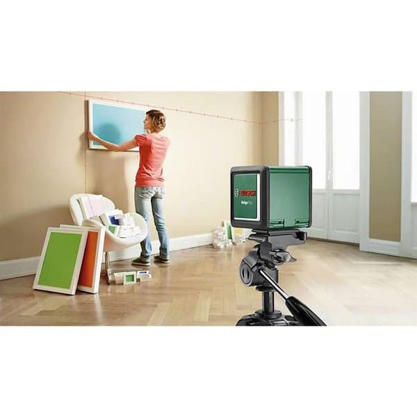 Bosch Cross Lines Laser Quigo Plus med stativ (enkel inriktning ger lika och varierande avstånd tack vare athelas marqua