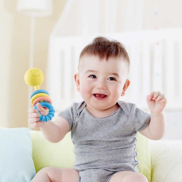 Babyleksak - HAPE - Skallra med tandringar - Gul - 0-12 månader - Blandat